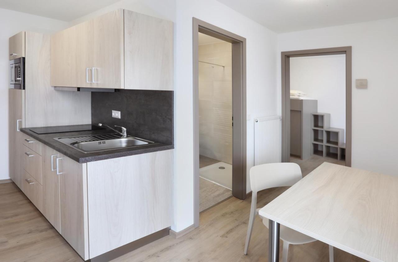 Apartment Hotel 37 Altdorf  Eksteriør billede