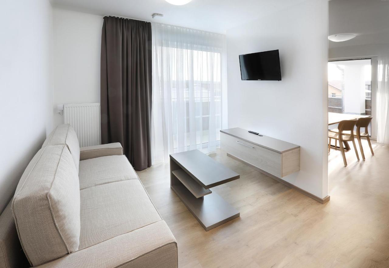Apartment Hotel 37 Altdorf  Eksteriør billede